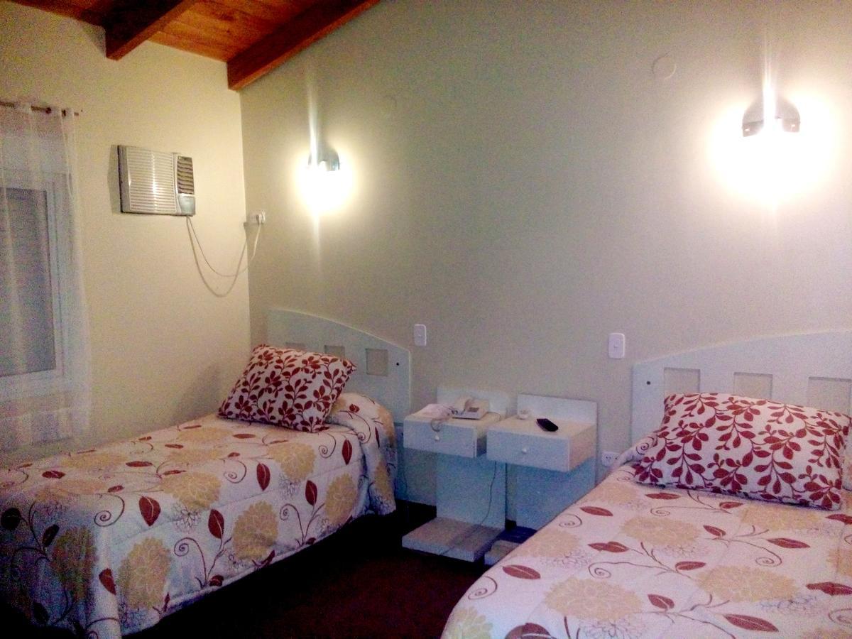 Hotel " Rio Grande " Malargue Bagian luar foto